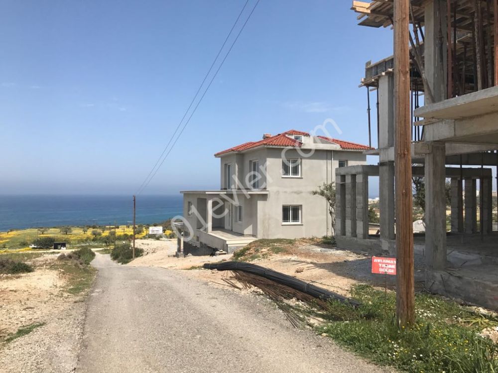 Girne -  Alagadide  satılık ARSA, 600 m2