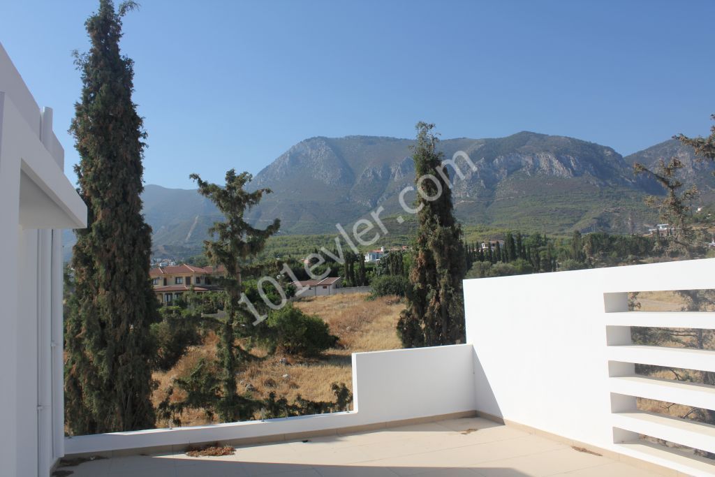 Penthouse For Sale in Doğanköy, Kyrenia