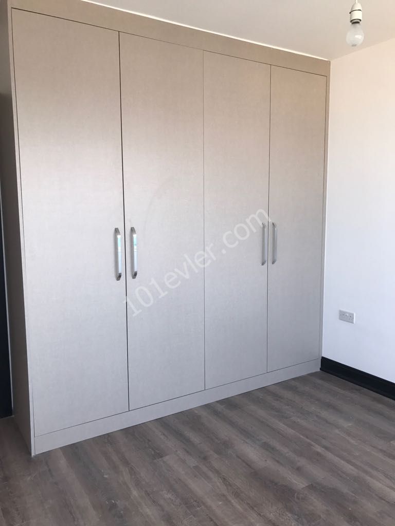 Girne /merkezde 3+1 penthouse 