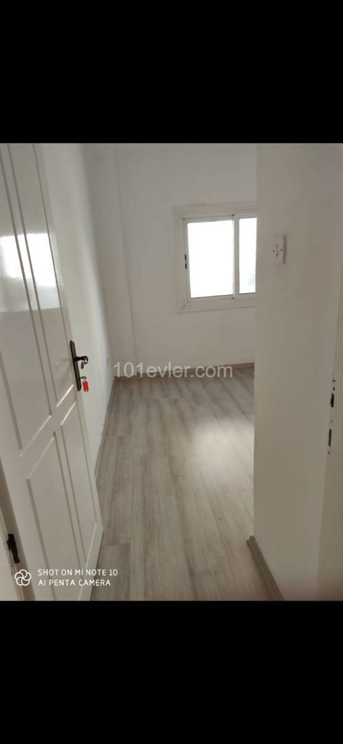 FLAT FOR SALE IN ISKELE ** 