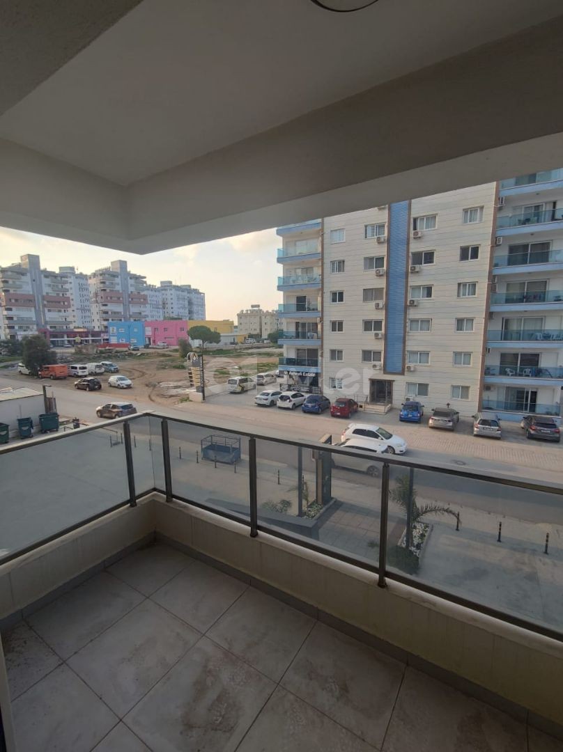 MAĞUSA MERKEZ'DE 2+1 SATILIK DAİRE