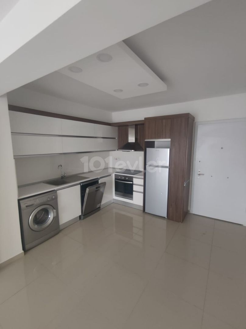 MAĞUSA MERKEZ'DE 2+1 SATILIK DAİRE