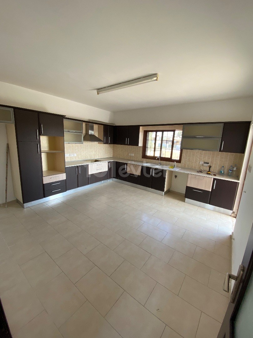 Villa To Rent in Dumlupınar, Nicosia