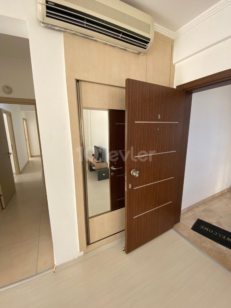 In the center of the city Furnished clean 3+1