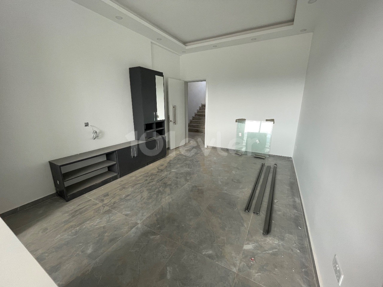 Luxury 2+1 Penthouse with Jacuzzi and 160 m² Terrace in Gonyeli