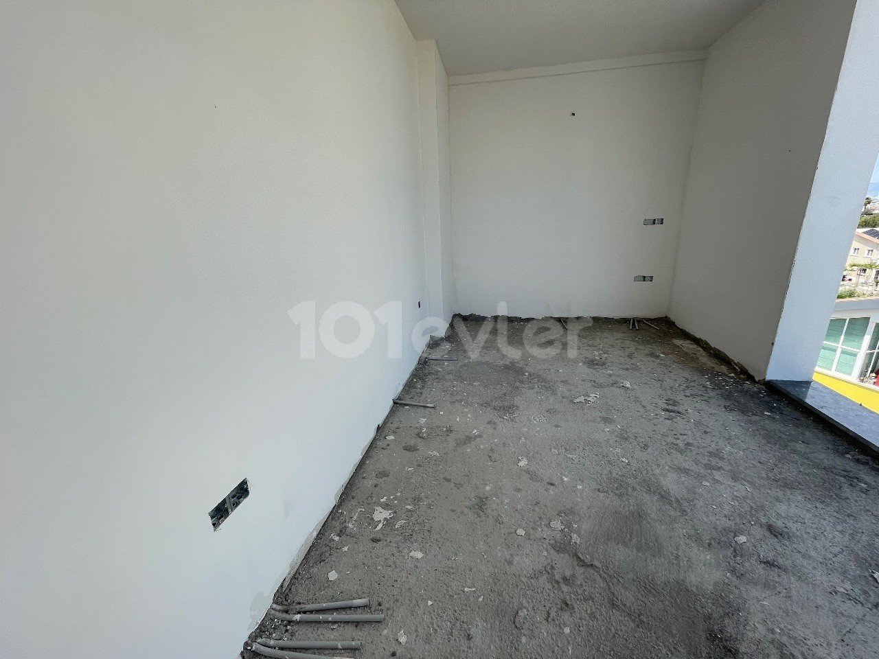 3+1 Apartments for Sale with Commercial Permit in Kucuk Kaymakli