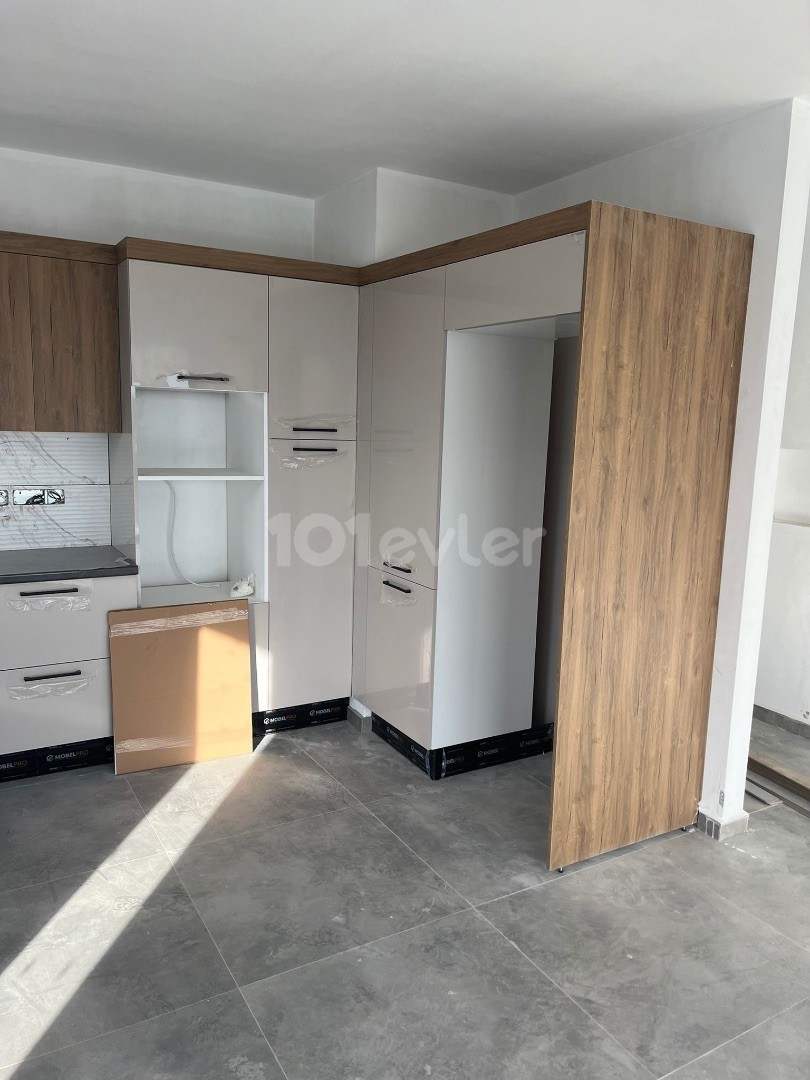FOR SALE. 195m2 TERRACE FLAT IN A 4-DIGITAL APARTMENT. YENİKENT