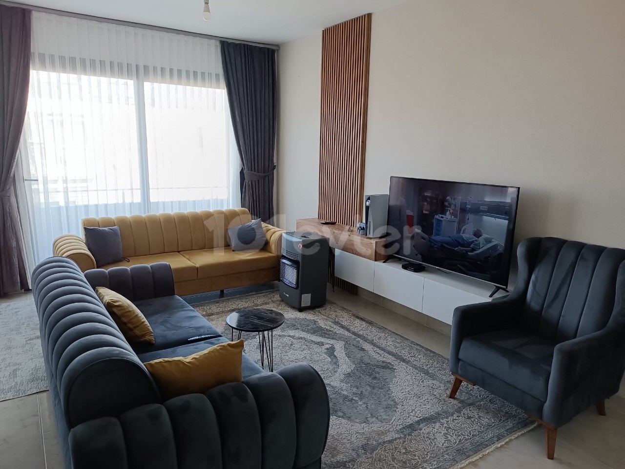 SATILIK. 95m2 DAİRE/ AİLE APARTMANI/ TÜRK MALI