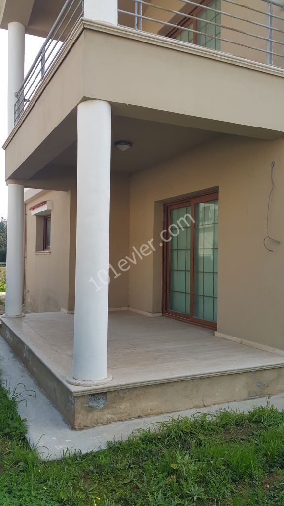 Detached House For Sale in Küçük Kaymaklı, Nicosia