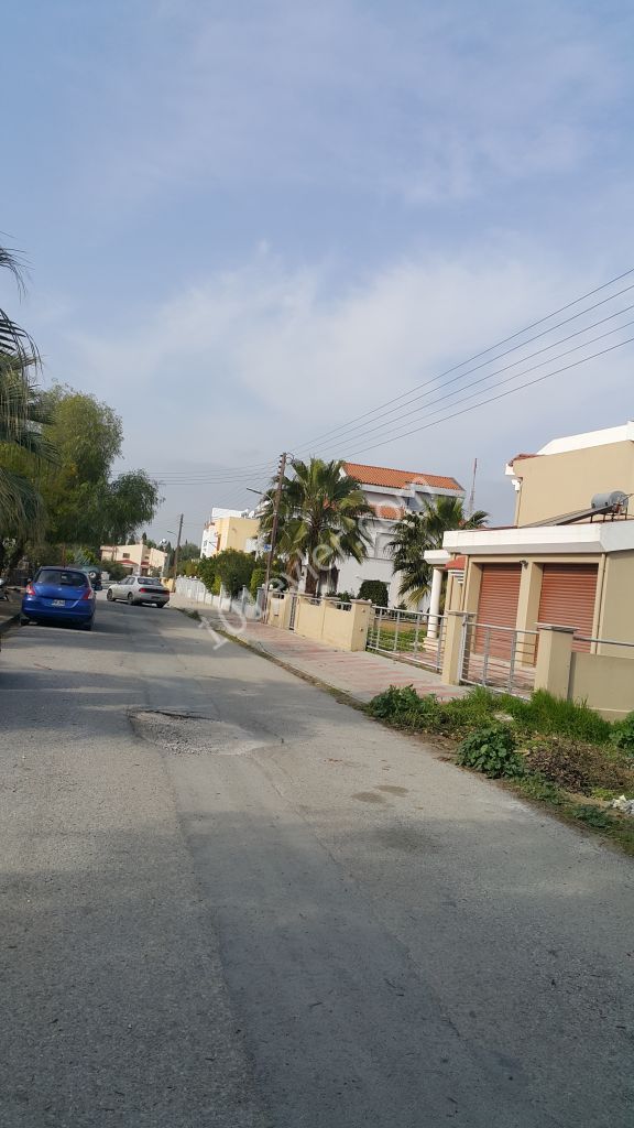 Detached House For Sale in Küçük Kaymaklı, Nicosia