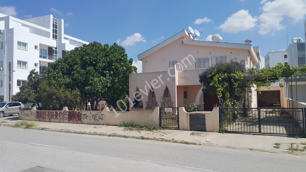 Detached House To Rent in Gönyeli, Nicosia