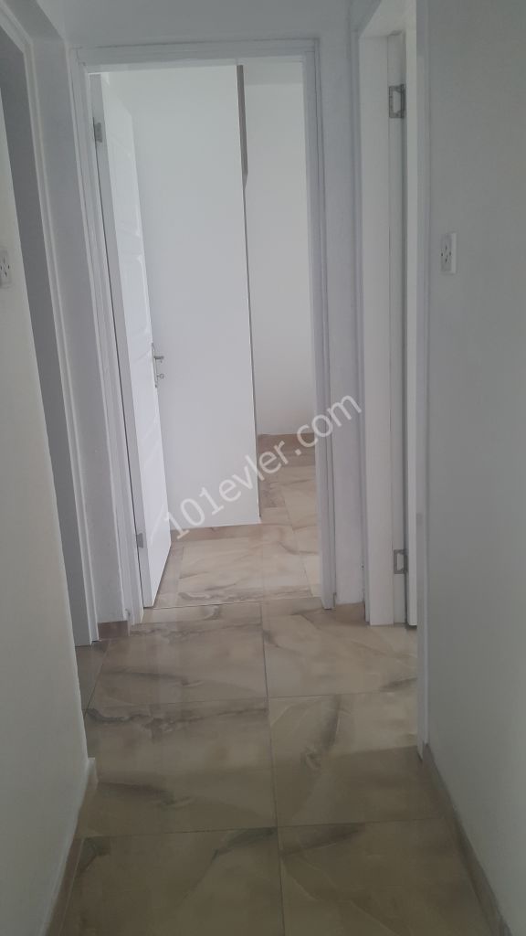 Lefkoşa Ortaköy'de kiralık 2+1 ful eşyalı daire.