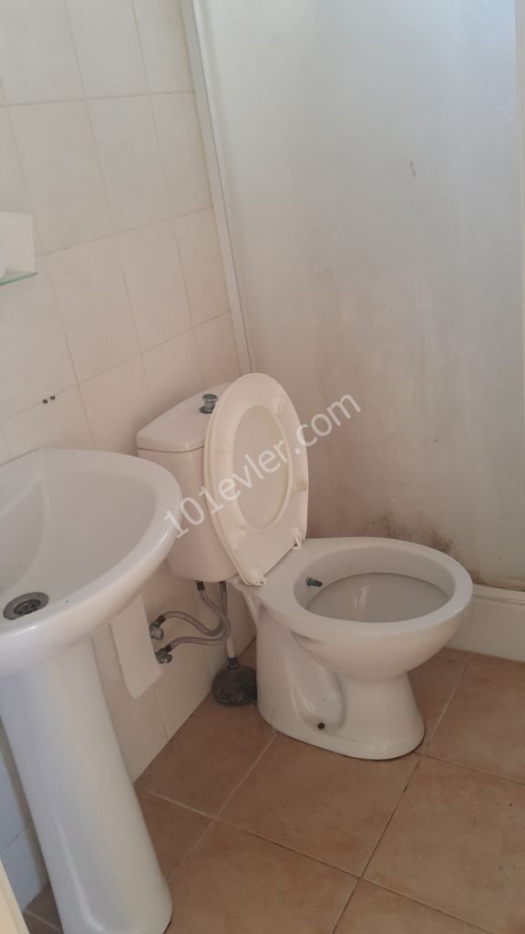 Flat To Rent in Edremit, Kyrenia