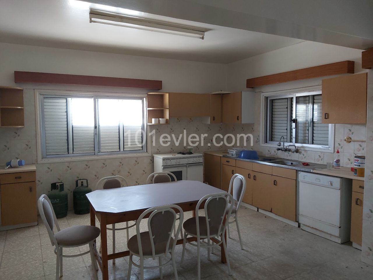 Flat To Rent in Marmara, Nicosia