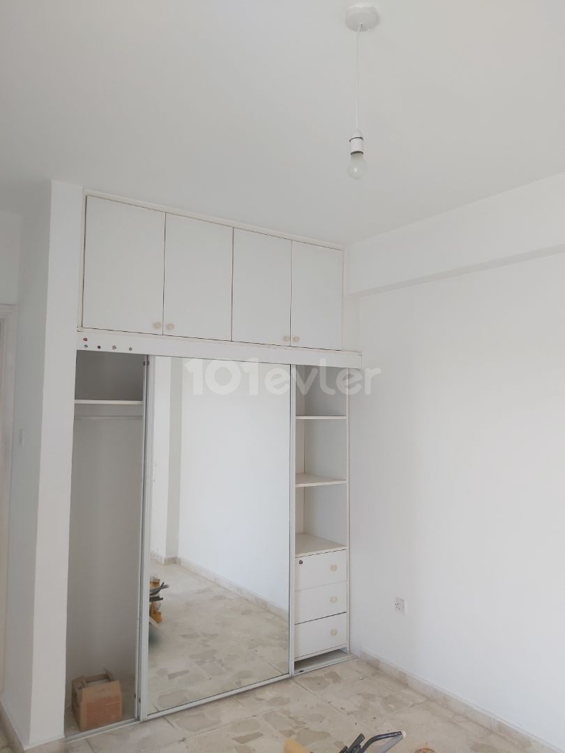 3+1 apartments for sale on Ortakoy main street in Nicosia ** 