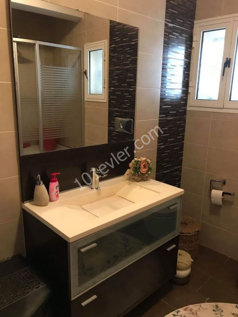 Flat For Sale in Güzelyurt Merkez, Guzelyurt