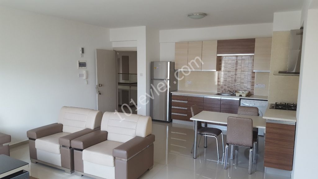 Girne 20 Temmuz Stadyumu Arkası Kiralık 2+1 Lüks Eşyalı