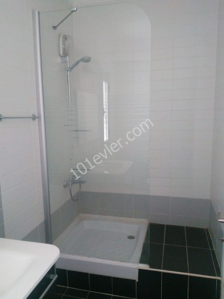 Flat To Rent in Girne Merkez, Kyrenia