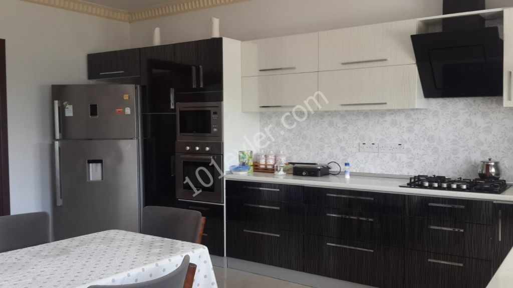 Detached House For Sale in Gaziveren, Lefke