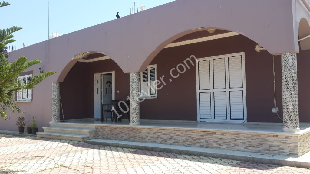 Detached House For Sale in Gaziveren, Lefke