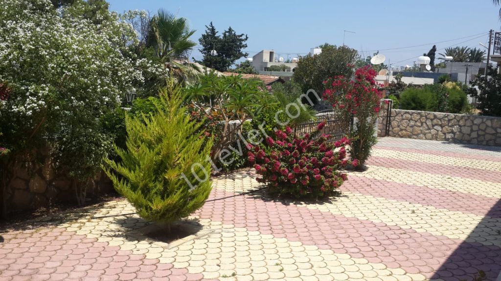 Detached House For Sale in Gaziveren, Lefke