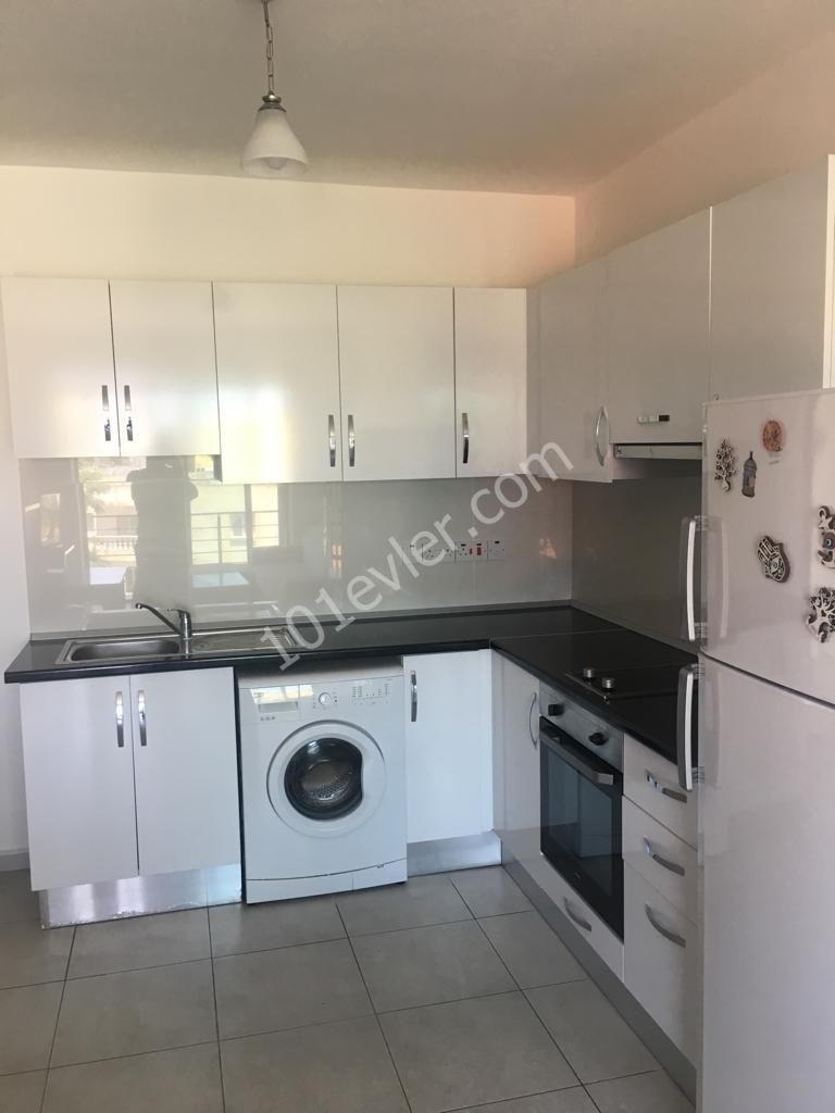 Girne Barbaroslar Market Arkası 2+1 Kiralık Apart 