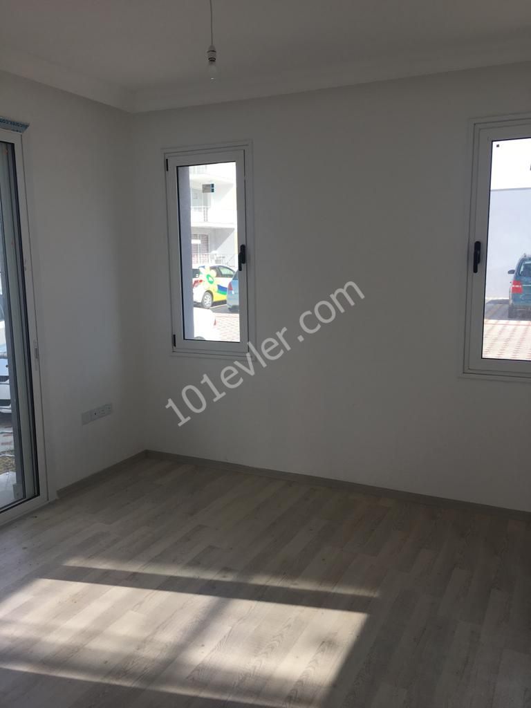 Girne Alsancakta Kiralık Eşyasız 2+1