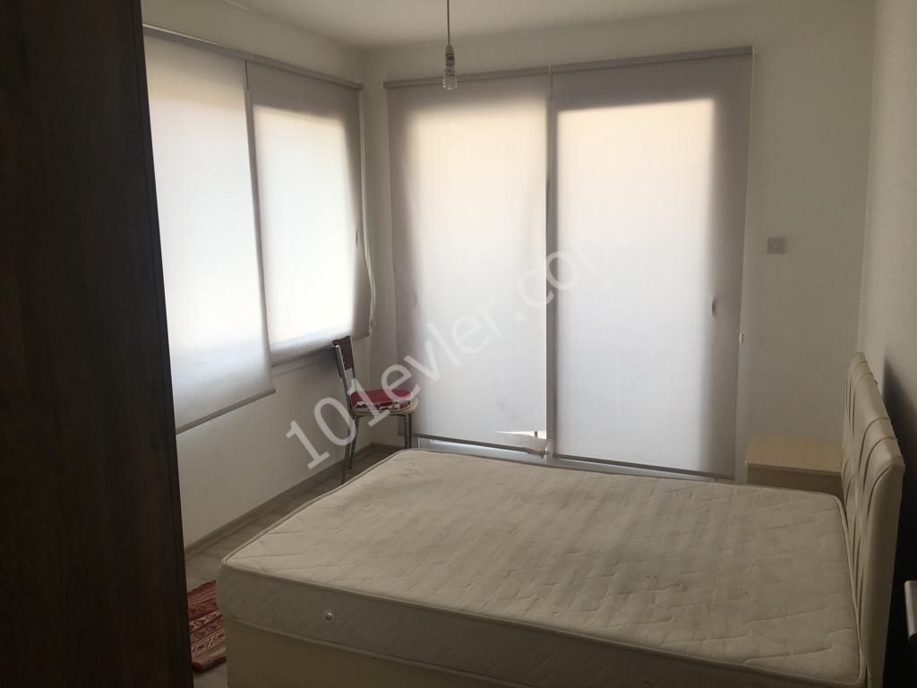 Girne Gloria Jeans Arkası Çok Temiz 3+1 Kiralık Daire