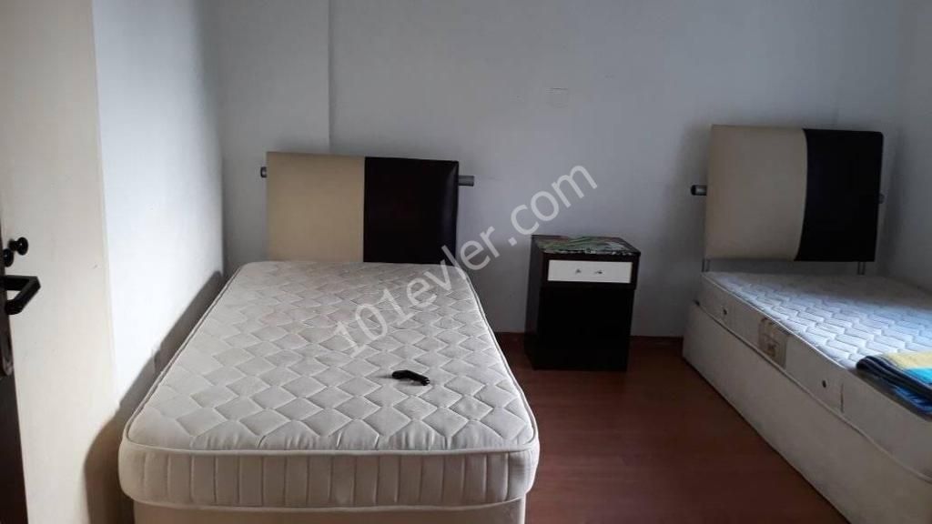 Flat To Rent in Girne Merkez, Kyrenia