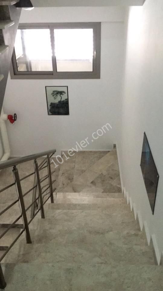 Girne Nusmar Arkası Kiralık 2+1 Lux Daire