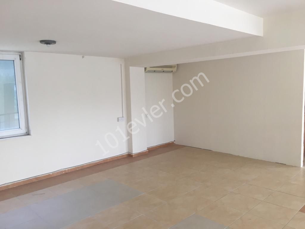 Shop To Rent in Girne Merkez, Kyrenia