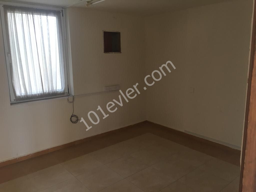 Shop To Rent in Girne Merkez, Kyrenia