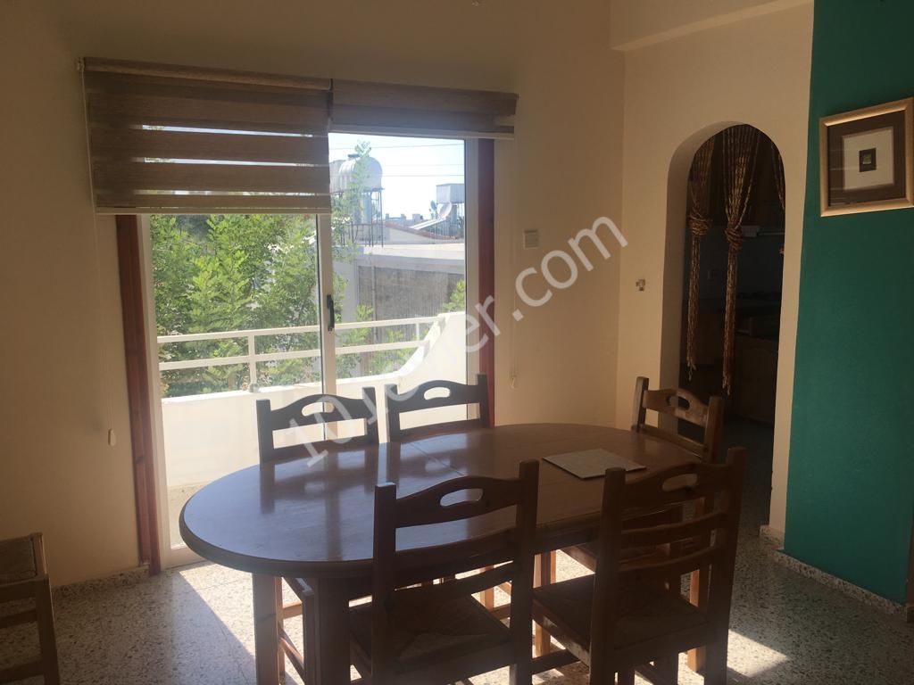 Spacious 3+1 Apartment with Sea View-Dining Room in the Central Location in Lapta ** 