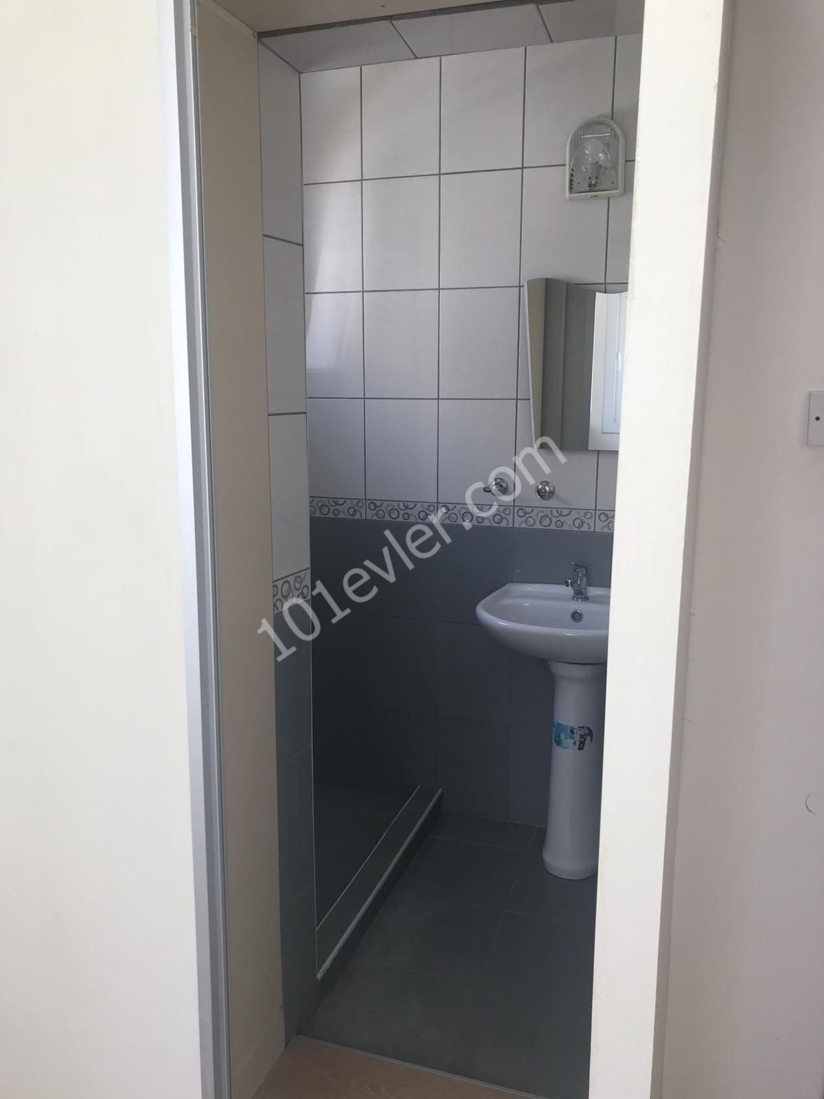 Flat To Rent in Girne Merkez, Kyrenia