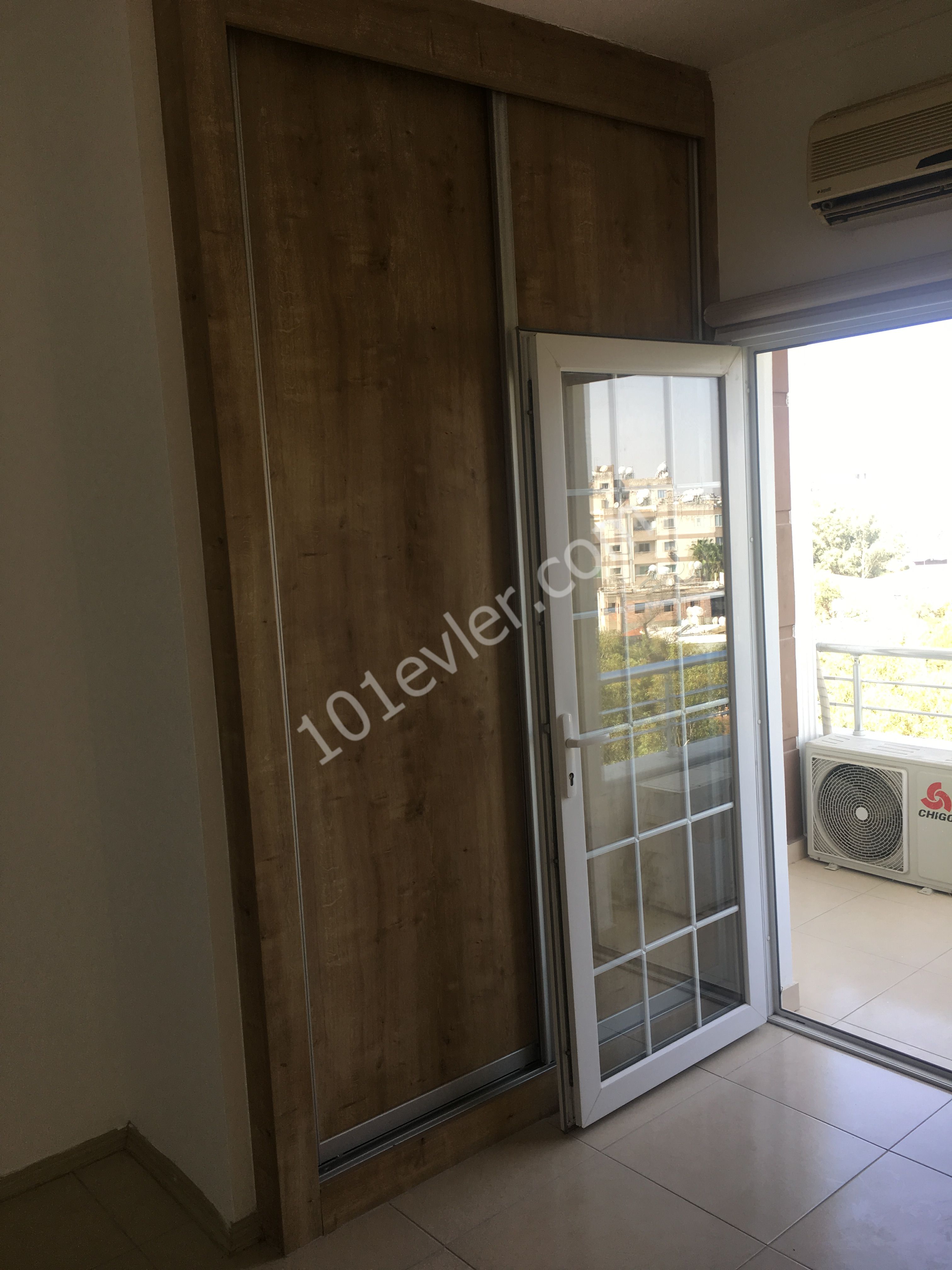 Lefkoşa Dereboyuna Yakın Yeni Bina Eşyalı 2+1 Kiralık Daire 