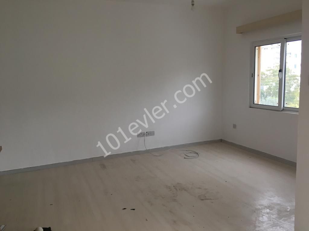 Flat To Rent in Girne Merkez, Kyrenia