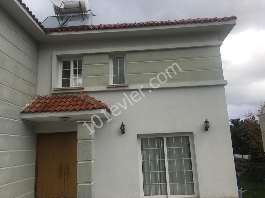 Villa To Rent in Karaoğlanoğlu, Kyrenia