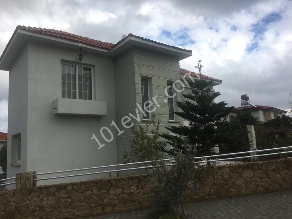 Villa To Rent in Karaoğlanoğlu, Kyrenia