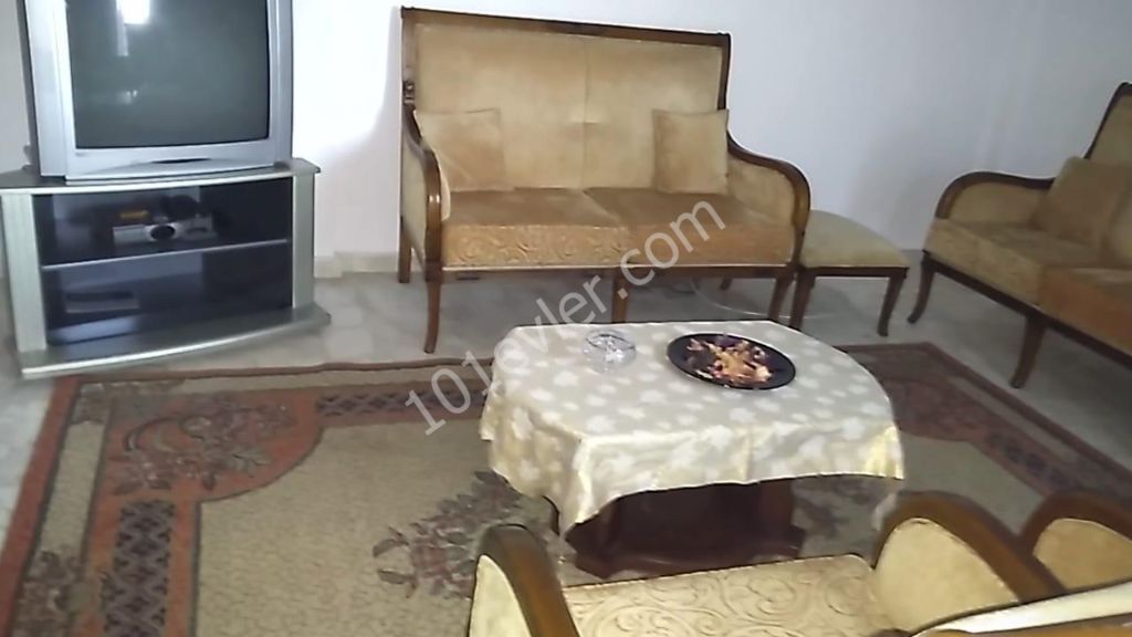 Flat To Rent in Girne Merkez, Kyrenia