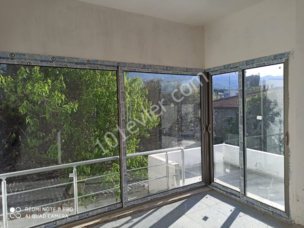 3+1 Shops / Home Office on 70m2 Main Street in Karaoglanoglu ** 