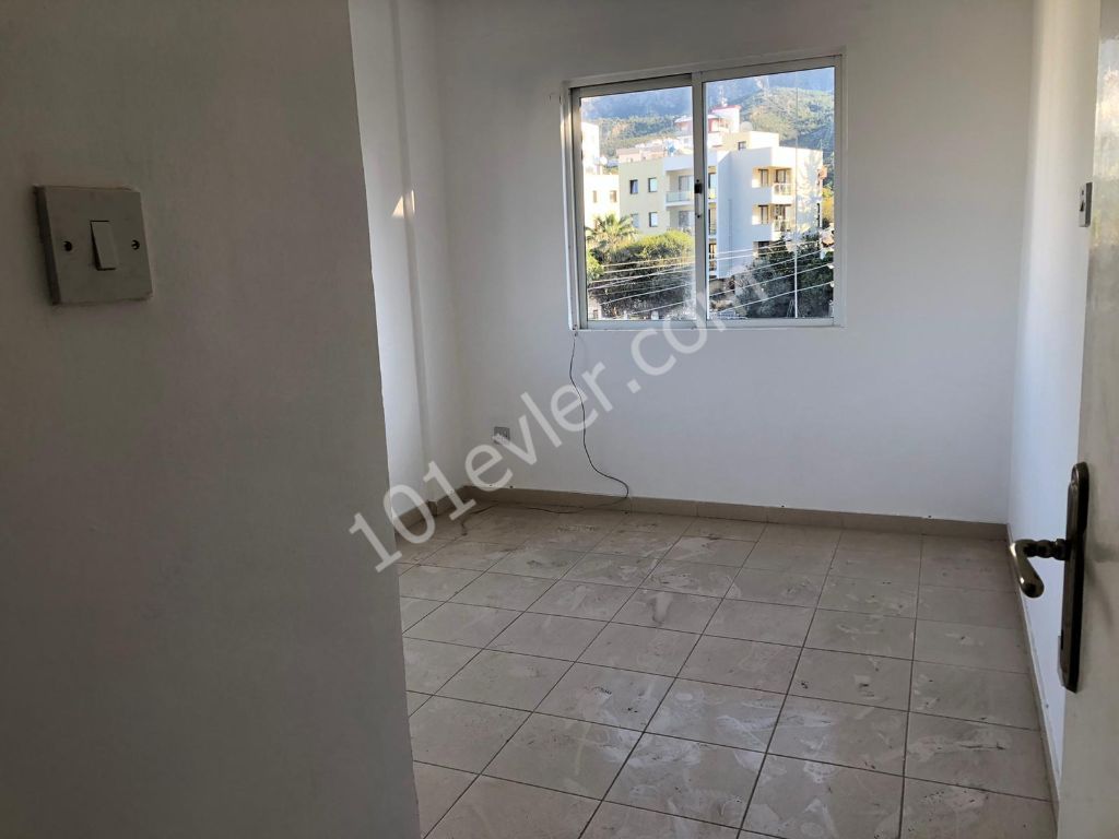 Flat To Rent in Girne Merkez, Kyrenia