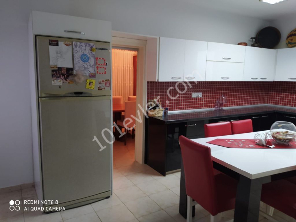 3 Bedroom Flat for Rent Güzelyurt 