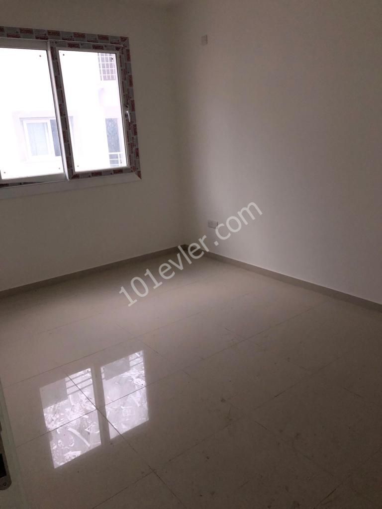 3 Bedroom Flat for Sale 