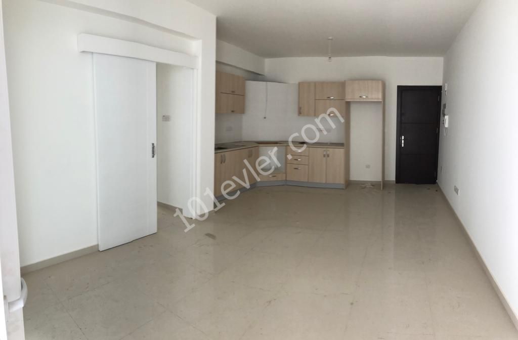 3 Bedroom Flat for Sale 