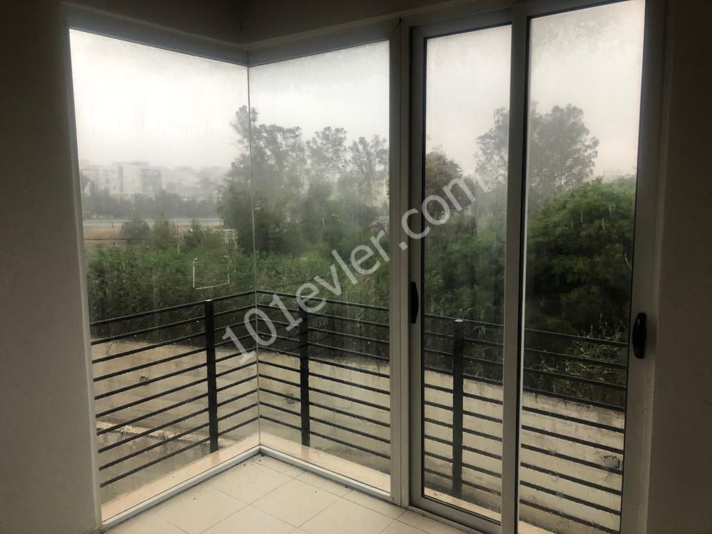 3 Bedroom Flat for Sale in Nicosia