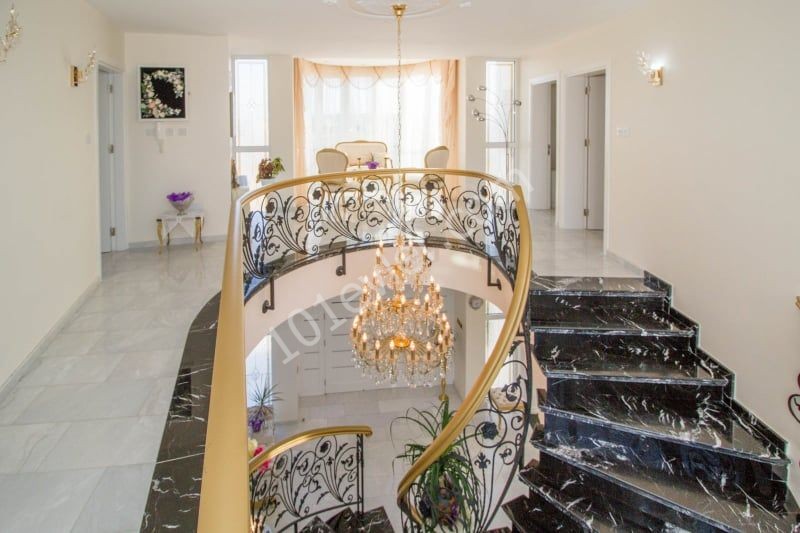 Luxury Villa for Sale in Yenikent-Detached ** 