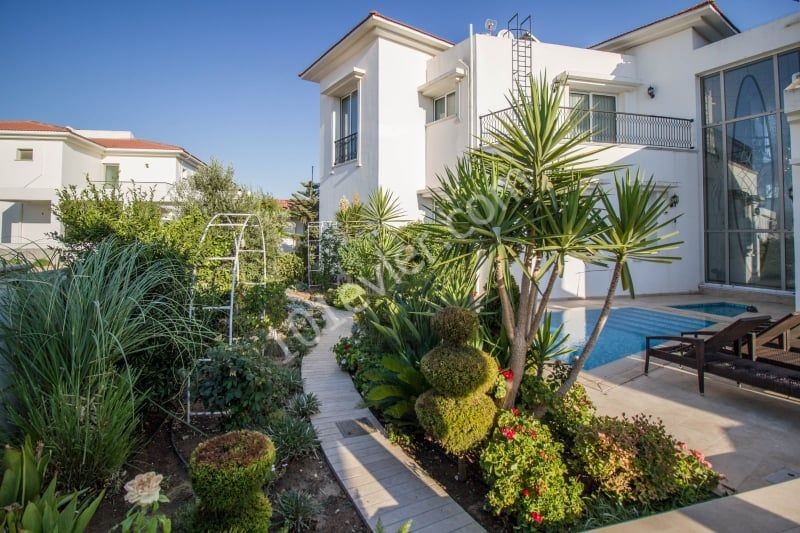 Luxury Villa for Sale in Yenikent-Detached ** 