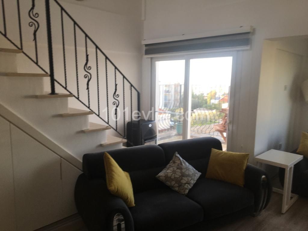 Girne Alsancakta Satılık 3+1 Penthouse Daire