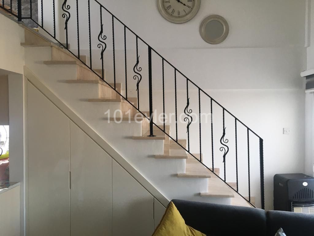 3+1 Penthouse Apartment for Sale in Alsancak, Kyrenia ** 