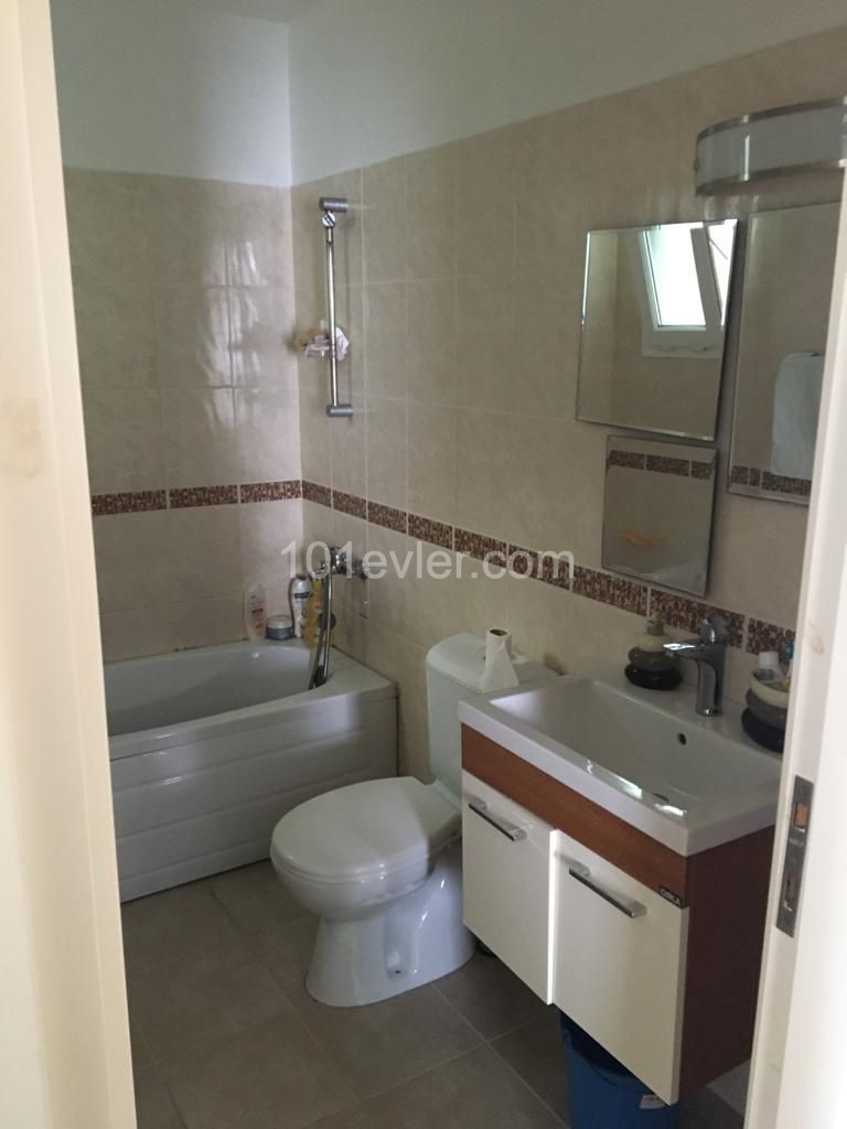 Girne Alsancakta Satılık 3+1 Penthouse Daire